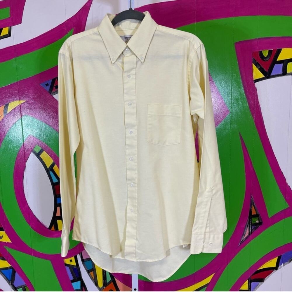 Arrow Dover Made in the USA. Pale Yellow Button Down Shirt. Size 16 34/35